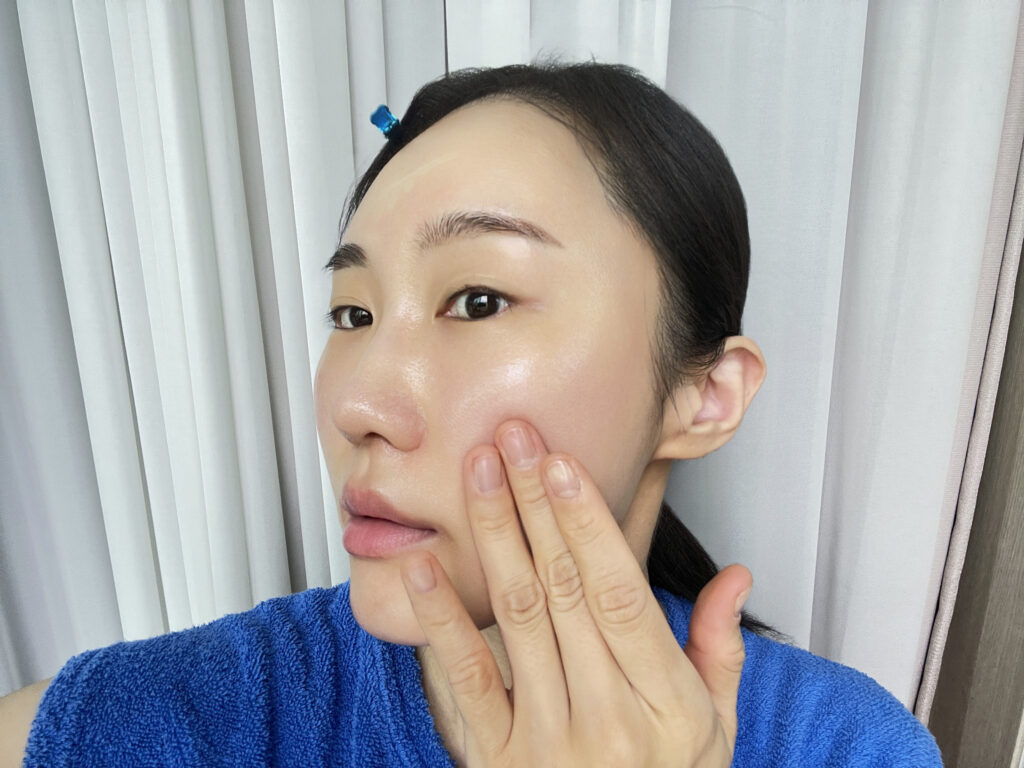 Comfortable sunscreen around eye area