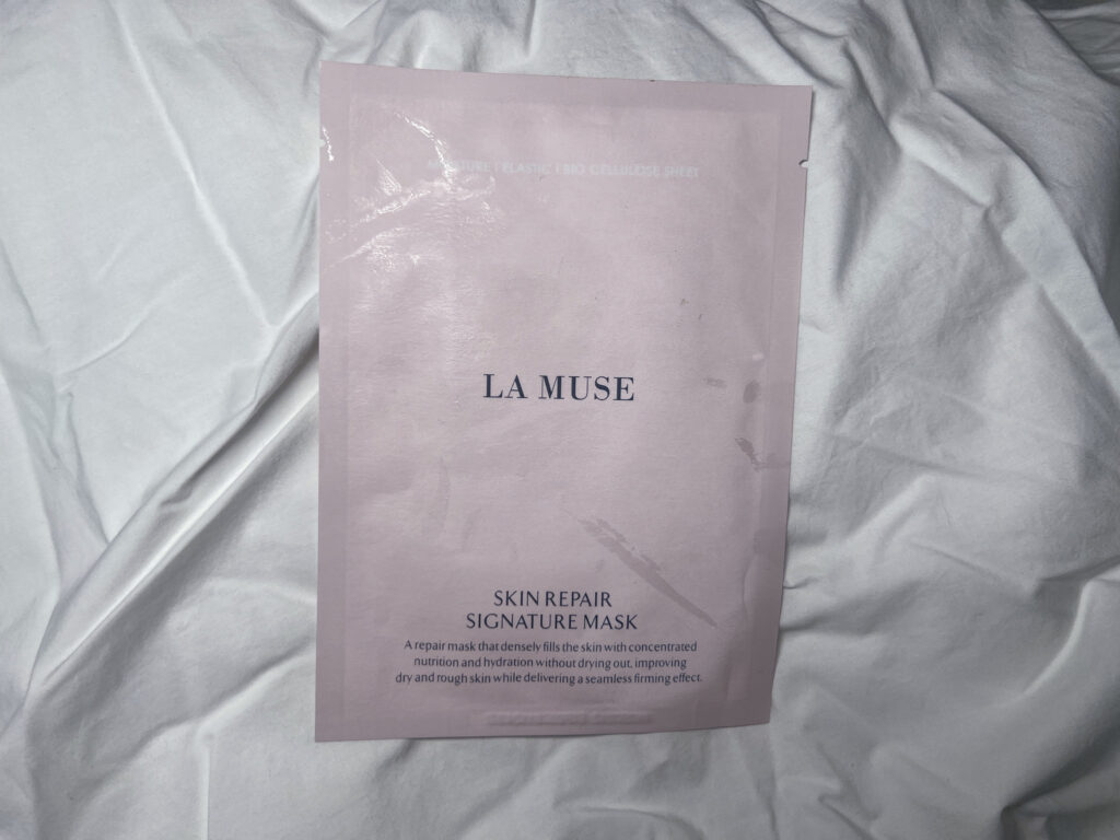 LA MUSE Skin Repair Signature Mask sheet mask packaging